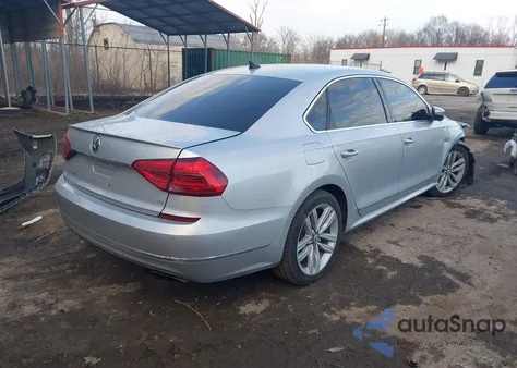 2016 Volkswagen Passat V6 Sel Premium from USA, damaged, VIN 1VWCM7A37GC066134